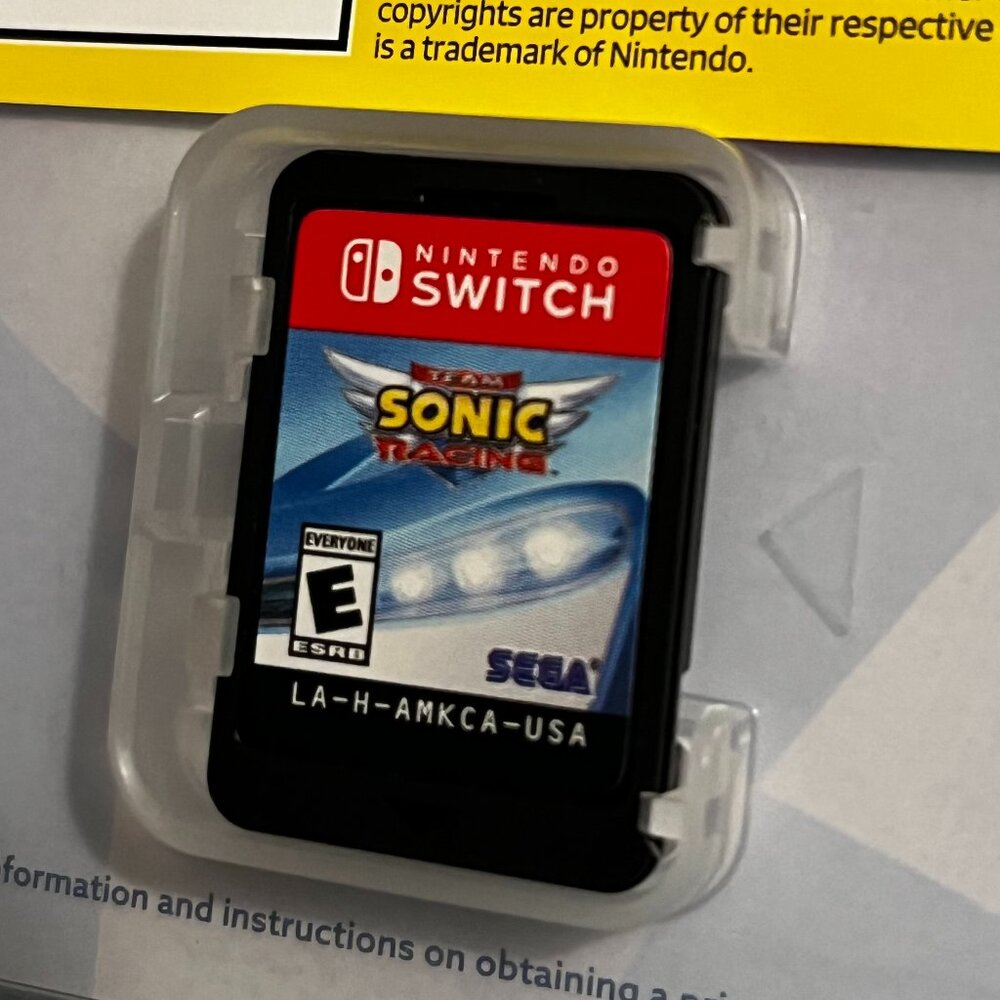 Team Sonic Racing (Nintendo Switch Game) - Picture 3 of 3